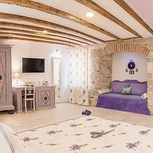 Boutique Cardea